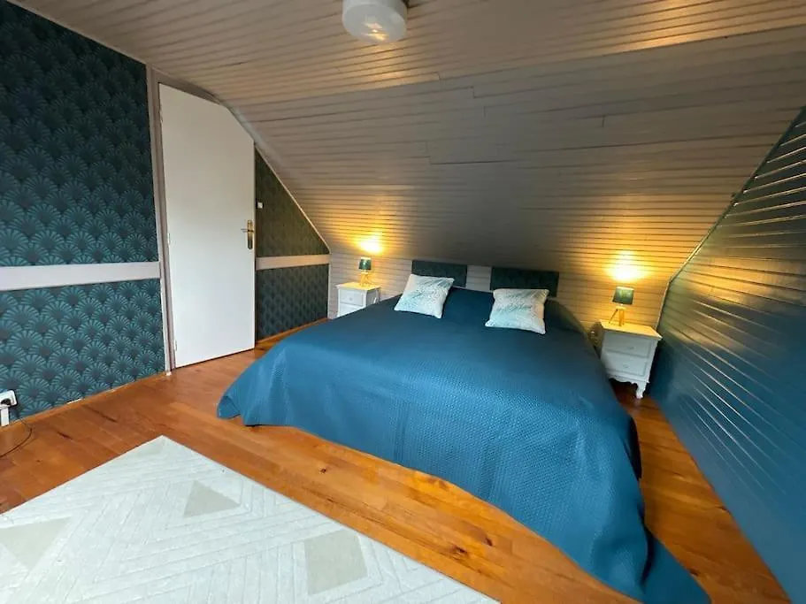 Gite Arvor 6P, Piscine Ou Jacuzzi Saint-Evarzec Holiday home